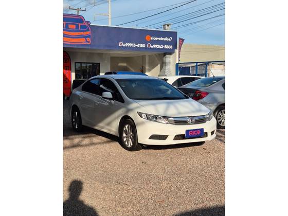 HONDA CIVIC 1.8 LXS 16V FLEX 4P AUTOMÁTICO